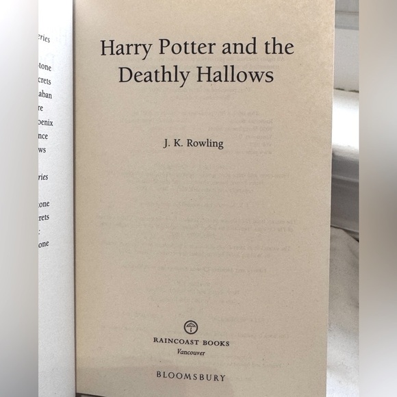 📚Vintage 2007 Hard Cover Publication Harry Potter, The Deathly Hallows Book #7 - Picture 11 of 16